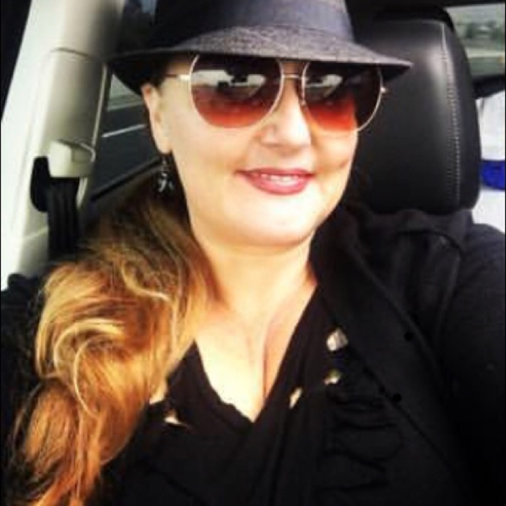 Meet your Posher, Jennifer